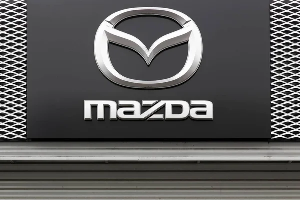 Macon Franciaország Május 2018 Mazda Logóval Homlokzat Mazda Egy Japán — Stock Fotó