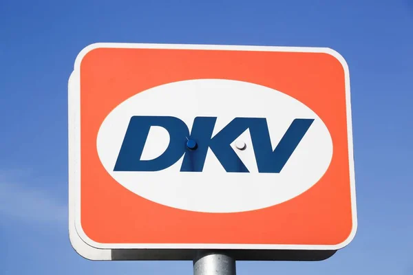 Gyhum Duitsland Juli 2018 Dkv Logo Een Paneel Dkv Euro — Stockfoto