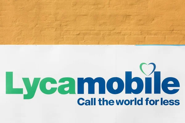 Copenhagen Denmark April 2019 Lycamobile Logo Wall Lycamobile Mobile Virtual — Stock Photo, Image