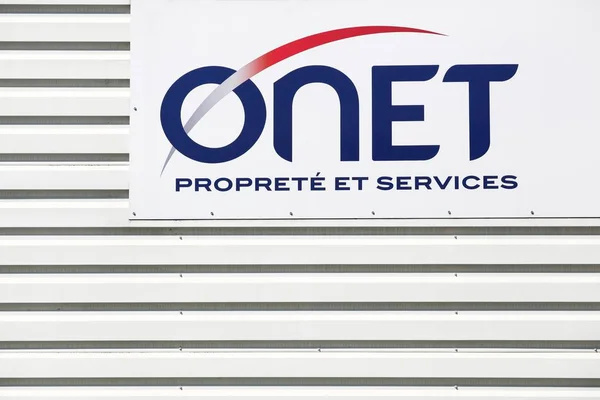 Saint Egreve Frankreich Juni 2019 Onet Logo Auf Einem Gebäude — Stockfoto