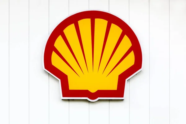 Macon Frankrijk Juni 2019 Shell Logo Een Tankstation Shell Een — Stockfoto