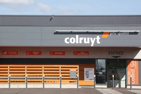 페로나스 프랑스 2019 콜루이트 슈퍼마켓 Colruyt는 콜루이트 슈퍼마켓 소매점을 관리하는 — 스톡 사진