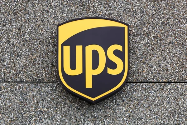 Holme, Danimarka - 5 Haziran 2019 UPS logosu. United Parcel Service dünyanın en büyük paket teslimat şirketi ve tedarik zinciri yönetim çözümleri sağlayıcısıdır.