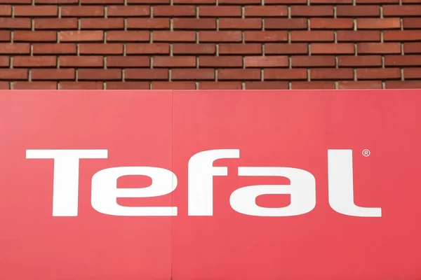 Tournus França Julho 2020 Logo Tefal Uma Parede Tefal Uma — Fotografia de Stock