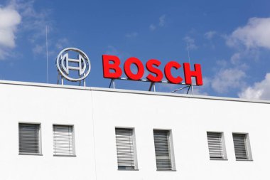 Frechen, Almanya - 2 Eylül 2018: Bosch logosu. Bosch merkezi Almanya 'da bulunan çok uluslu bir elektronik ve mühendislik şirketidir.