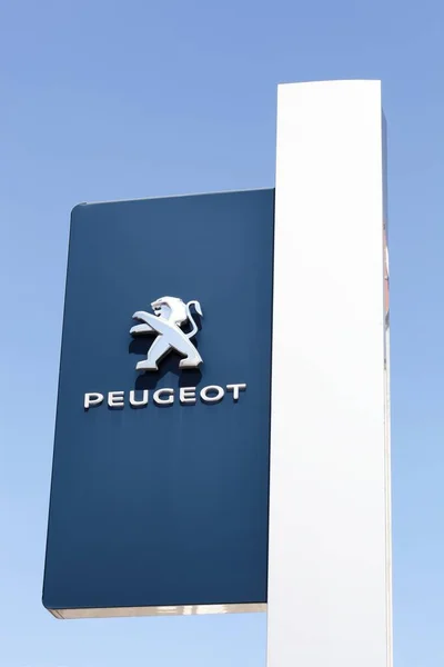 Беніте Франція Травня 2020 Логотип Peugeot Платі Peugeot Французький Бренд — стокове фото