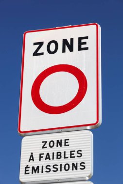 Fransa 'da düşük emisyon bölgesi yol tabelası