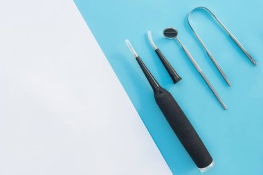 Tartar ve oyukları önlemek için ağız aksesuarları