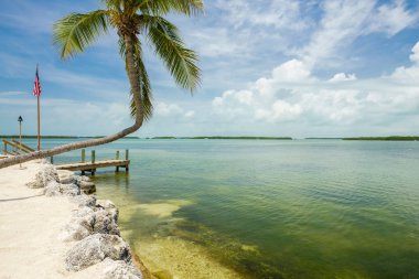 Körfez boyunca popüler Florida Keys görünümünü deniz manzarası.
