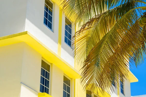 Miami Beach Paisagem Urbana Com Arquitetura Art Deco Palmeiras — Fotografia de Stock