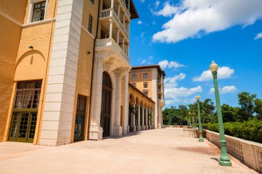 Coral Gables, Fl ABD - 4 Haziran 2018: Biltmore Hotel 1925'te inşa tarihi ve lüks Akdeniz tarzı popüler bir turistik Miami yer.
