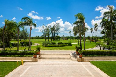 Coral Gables, Fl ABD - 4 Haziran 2018: Biltmore Hotel 1925'te inşa tarihi ve lüks Akdeniz tarzı popüler bir turistik Miami yer.