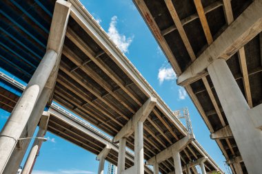 Interstate 95 Miami şehir çalışan havaya doğru görünümü.