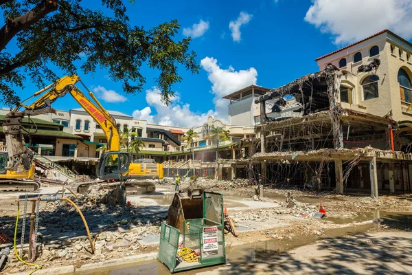 Miami Florida August 2018 Construction Project Underway Popular Cocowalk Shopping — Stock Photo, Image