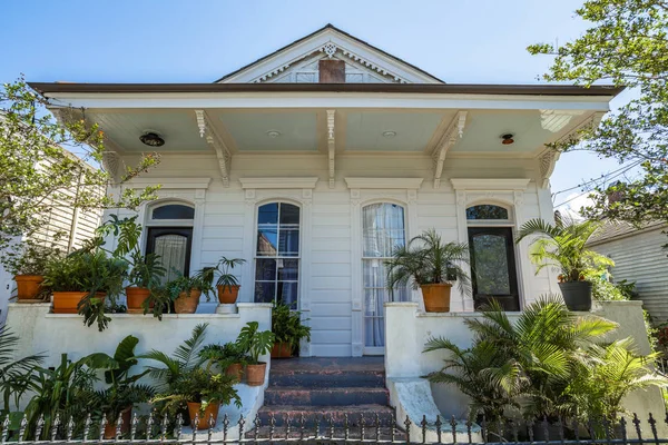 Nueva Orleans Luisiana Abril 2016 Una Casa Bellamente Restaurada Histórico — Foto de Stock