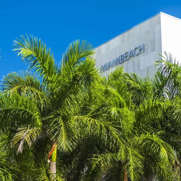 Miami Beach Stadsgezicht Teken Bekijk Langs Populaire Lincoln Road Mall — Stockfoto