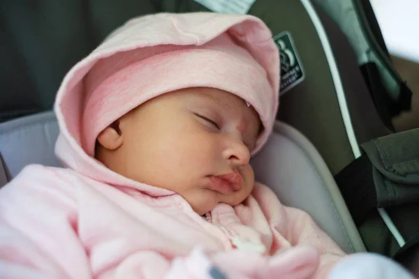 Bonito Dois Meses Idade Bebê Menina Dormindo Retrato — Fotografia de Stock