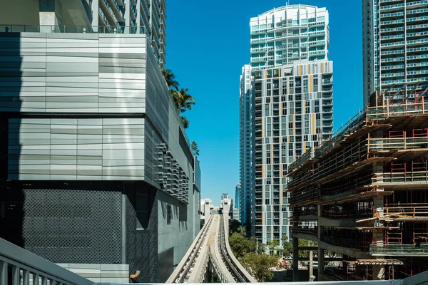 Miami Florida Usa Januari 2019 Metromover Track Brickell Centrum Van — Stockfoto