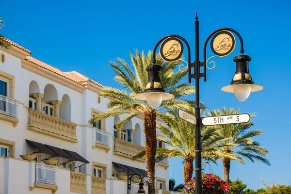 Malebné Páté Avenue Panoráma Populární Centra Okresu Naples Florida — Stock fotografie