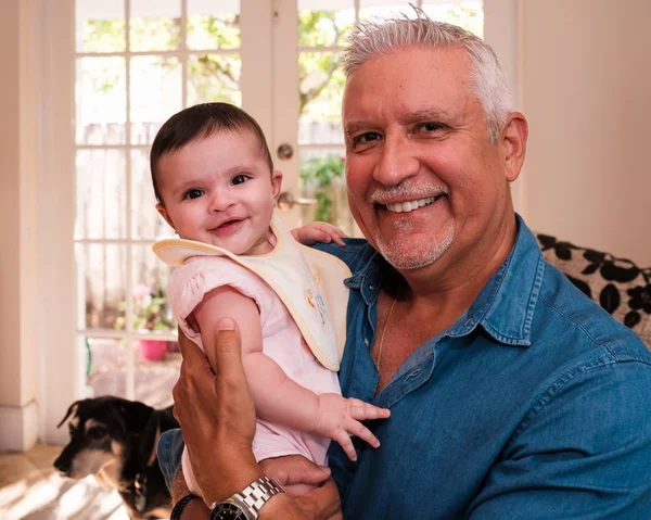 Grandfather and Baby Granddaughter — Stock Photo, Image