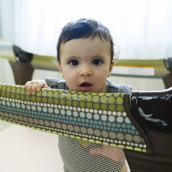 Schöne kleine Mädchen — Stockfoto