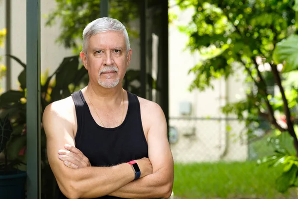 Knappe Man Van Middelbare Leeftijd Outdoor Portret — Stockfoto