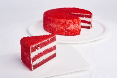 lezzetli pasta beyaz bir arka plan üzerinde