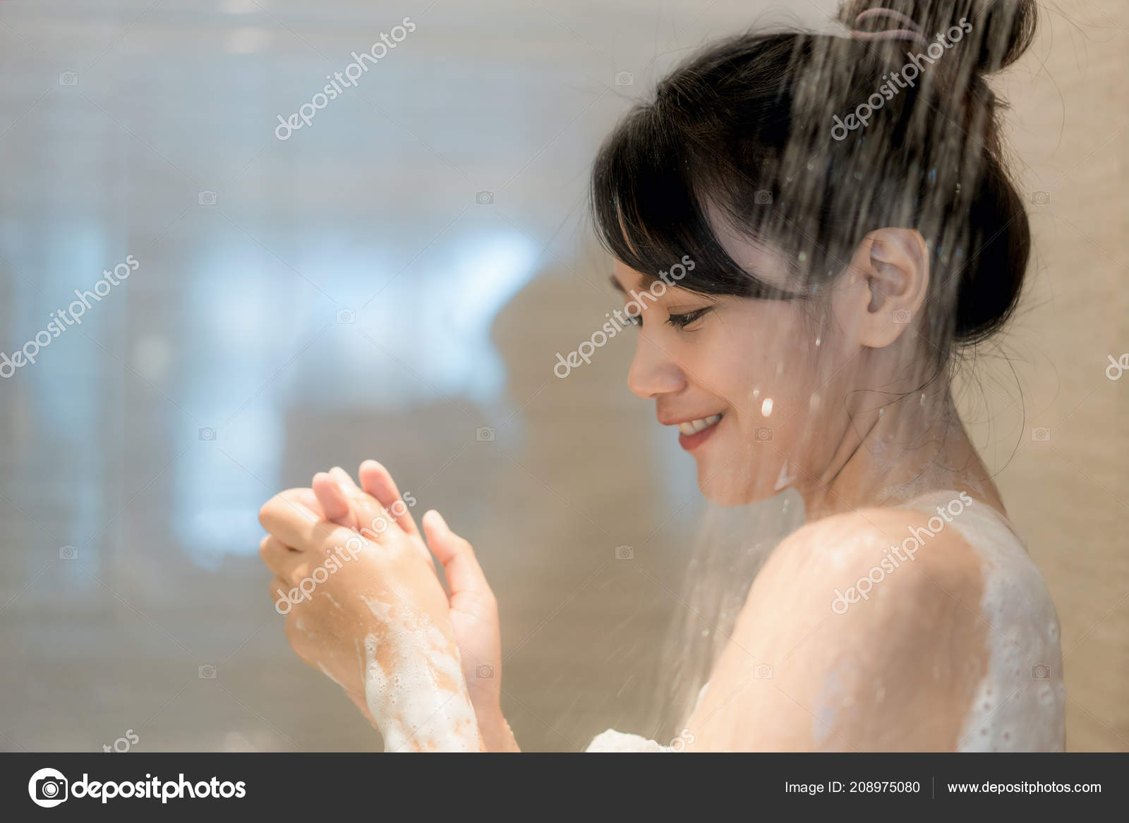 Asian Showering