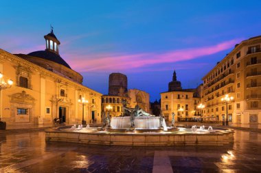Çeşme Rio Turia Meydanı Virgin Saint Mary, Valencia Katedrali, Basilica Virgen gece çaresiz Valencia, İspanya