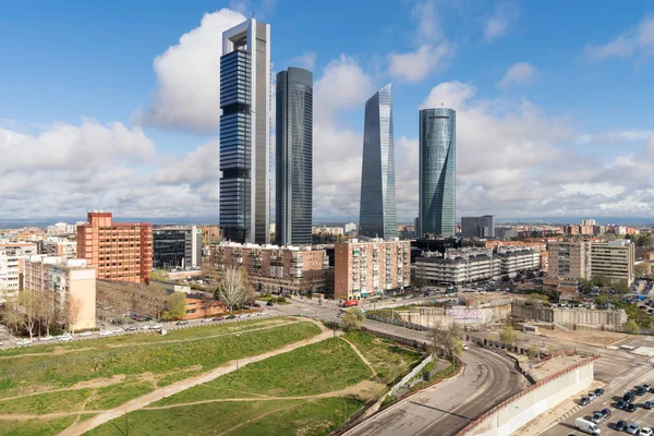 Madrid Stadsgezicht Overdag Landschap Van Madrid Zakelijke Gebouw Vier Toren — Stockfoto