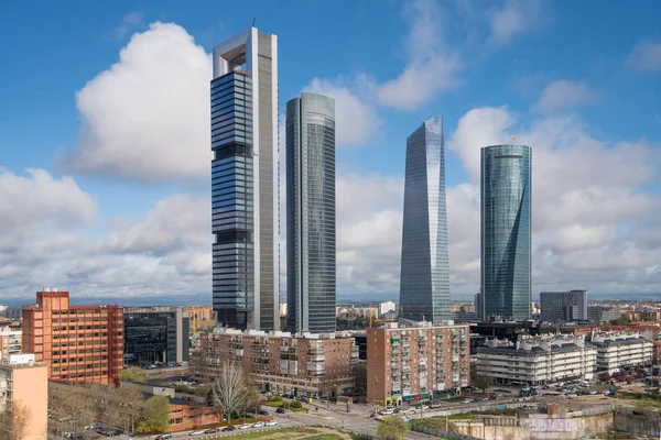Madrid Stadsgezicht Overdag Landschap Van Madrid Zakelijke Gebouw Vier Toren — Stockfoto