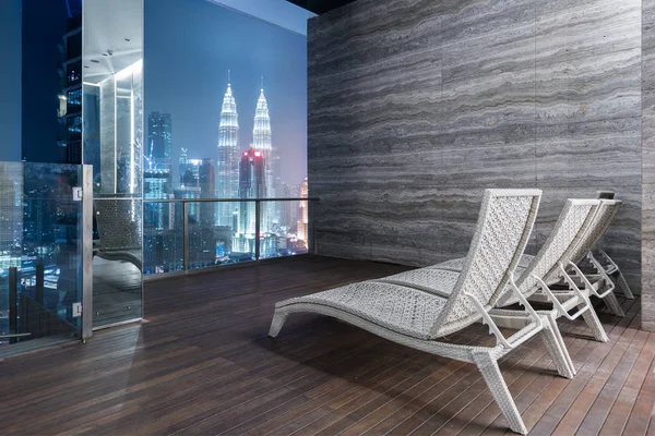 Lounge Bar Takbjelke Eller Tak Med Utsikt Kuala Lumpur Petronas – stockfoto