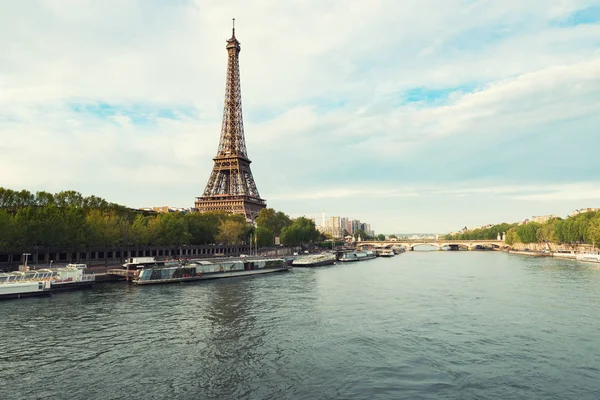 Toren Van Eiffel Parijs Van Rivier Seine Voorjaar Paris Frankrijk — Stockfoto