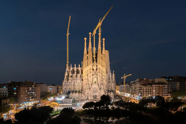 Éjszakai Kilátás Nyílik Sagrada Familia Barcelona Spanyolország Katalán Által Tervezett — Stock Fotó