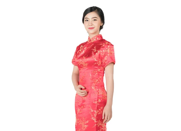 Çinli Kadın Elbise Geleneksel Cheongsam Yeni Yıl Gülümseyen Stüdyo Izole — Stok fotoğraf