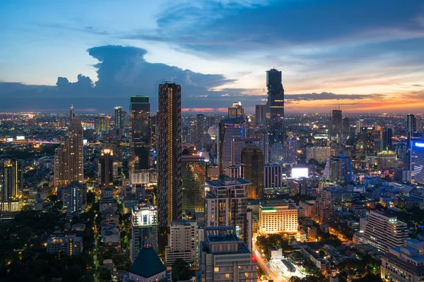 Modernes Gebäude Bangkok Geschäftsviertel Bangkok Stadt Mit Skyline Der Nacht — Stockfoto