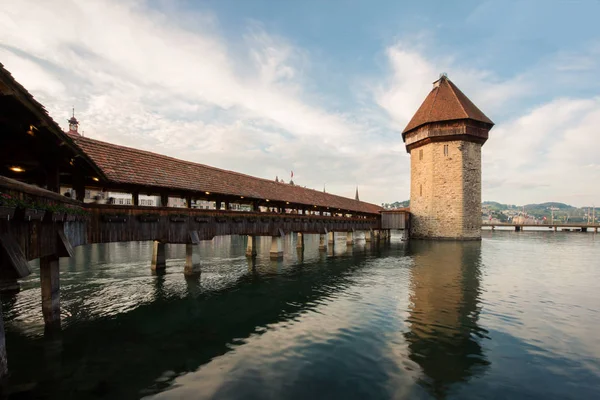 Centro Histórico Ciudad Lucerna Con Famoso Puente Capilla Lago Lucerna — Foto de Stock