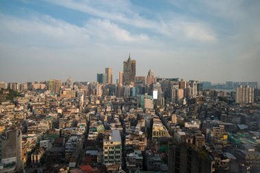 Macau (Makao), Çin görüntüsü. Gökdelen otel ve casino şehir merkezinde Macau (Makao, Bina).