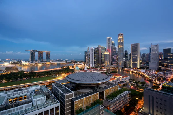 Panorama of Singapore business district skyline and Singapore sk — Stock Photo, Image