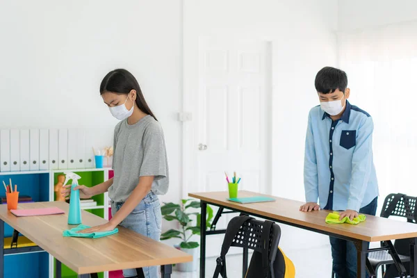 Asiatische Grundschüler Tragen Masken Den Ausbruch Von Covid Klassenzimmer Und — Stockfoto