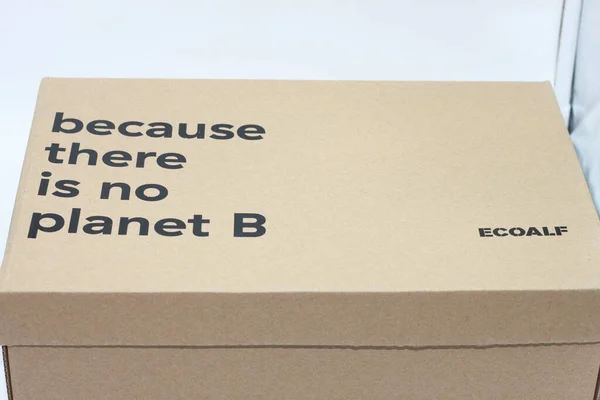 Caixa Papelão Ecológica Com Mensagens Para Conservar Mundo Porque Não — Fotografia de Stock