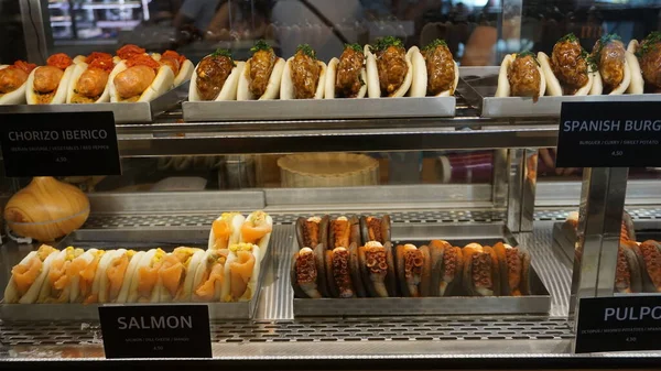 Madrid España Agosto 2020 Pan Bao Con Diferentes Rellenos Mercado —  Fotos de Stock