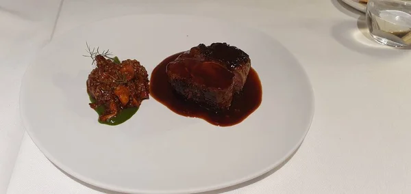 Venado Con Sémola Jus — Foto de Stock