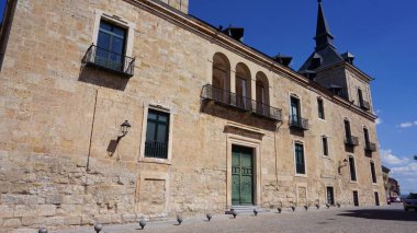 Lerma, Burgos, İspanya, 10 Eylül 2020: Lerma Ulusal Parador 'un görüntüsü