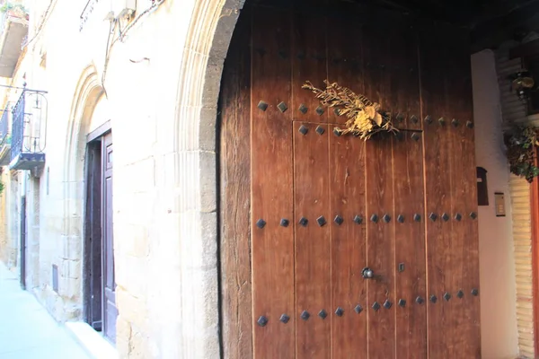 Old Wooden Door Laguardia — Stock Photo, Image