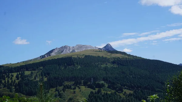 Τοπίο Ενός Βουνού Στο Φυσικό Πάρκο Urkiola Στη Bizkaia Της — Φωτογραφία Αρχείου