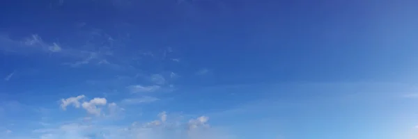 Cor Vibrante Céu Panorâmico Com Nuvem Dia Ensolarado Nuvem Cirro — Fotografia de Stock