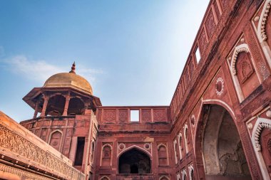 Agra, Uttar Pradesh, Hindistan Agra Kalesi. UNESCO Dünya Mirası. Agra Kalesi tasarlanmış ve büyük Moğol hükümdarı Akbar, yaklaşık 1565 ad içinde inşa.