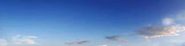 Cor Vibrante Céu Panorâmico Com Nuvem Dia Ensolarado Uma Bela — Fotografia de Stock