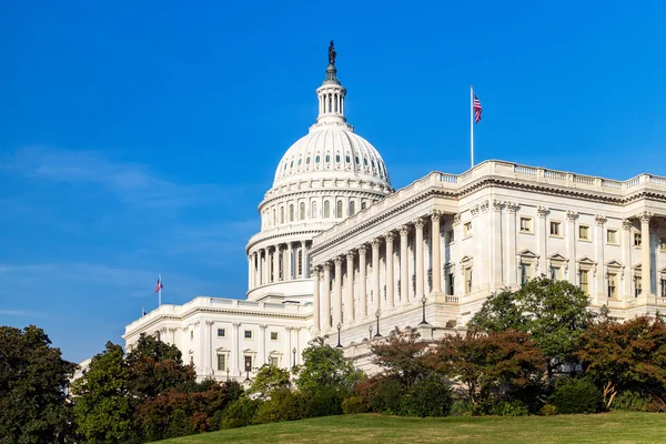 Budynku Słoneczny Dzień Kapitolu Stanów Zjednoczonych Washington Stany Zjednoczone Ameryki — Zdjęcie stockowe